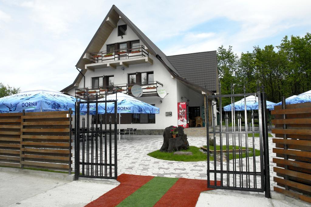Pensiunea Mirage Tomesti  Екстер'єр фото