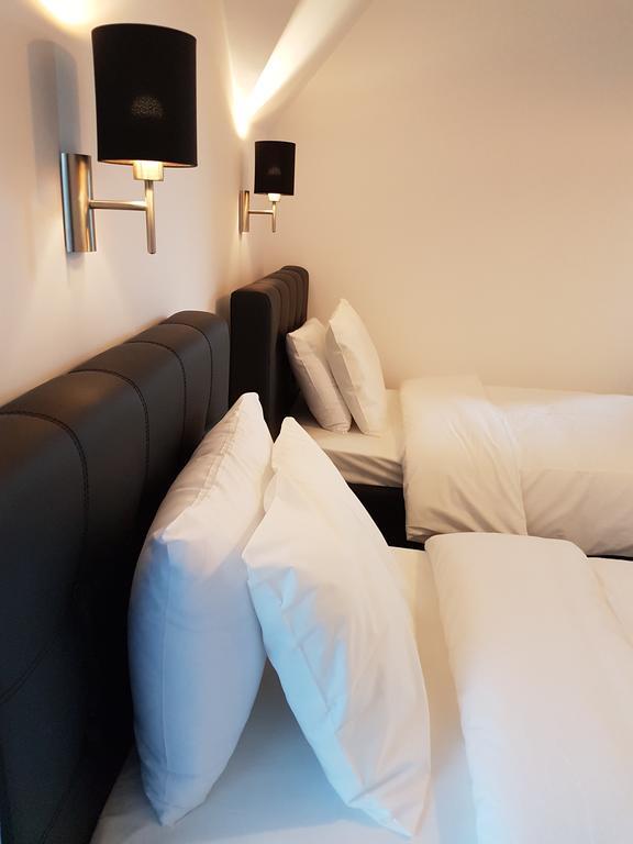 Pensiunea Mirage Tomesti  Екстер'єр фото
